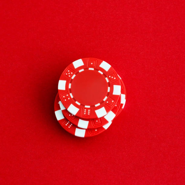 Wild Coaster slot game interface showing five reels, paylines, and spin button on ollo4d